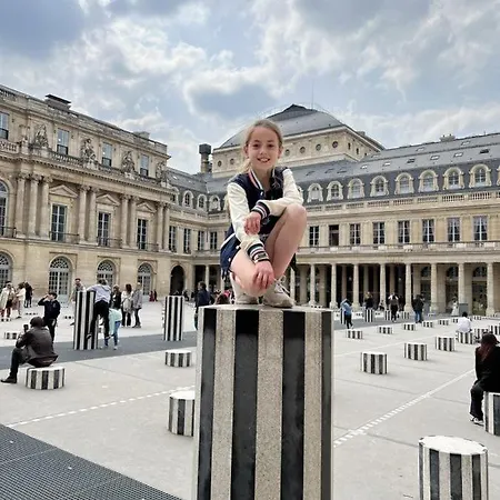 En Plein Coeur De Quartier Montorgueil- Jardin Du Palais Royal-musee Du Louvre Paris