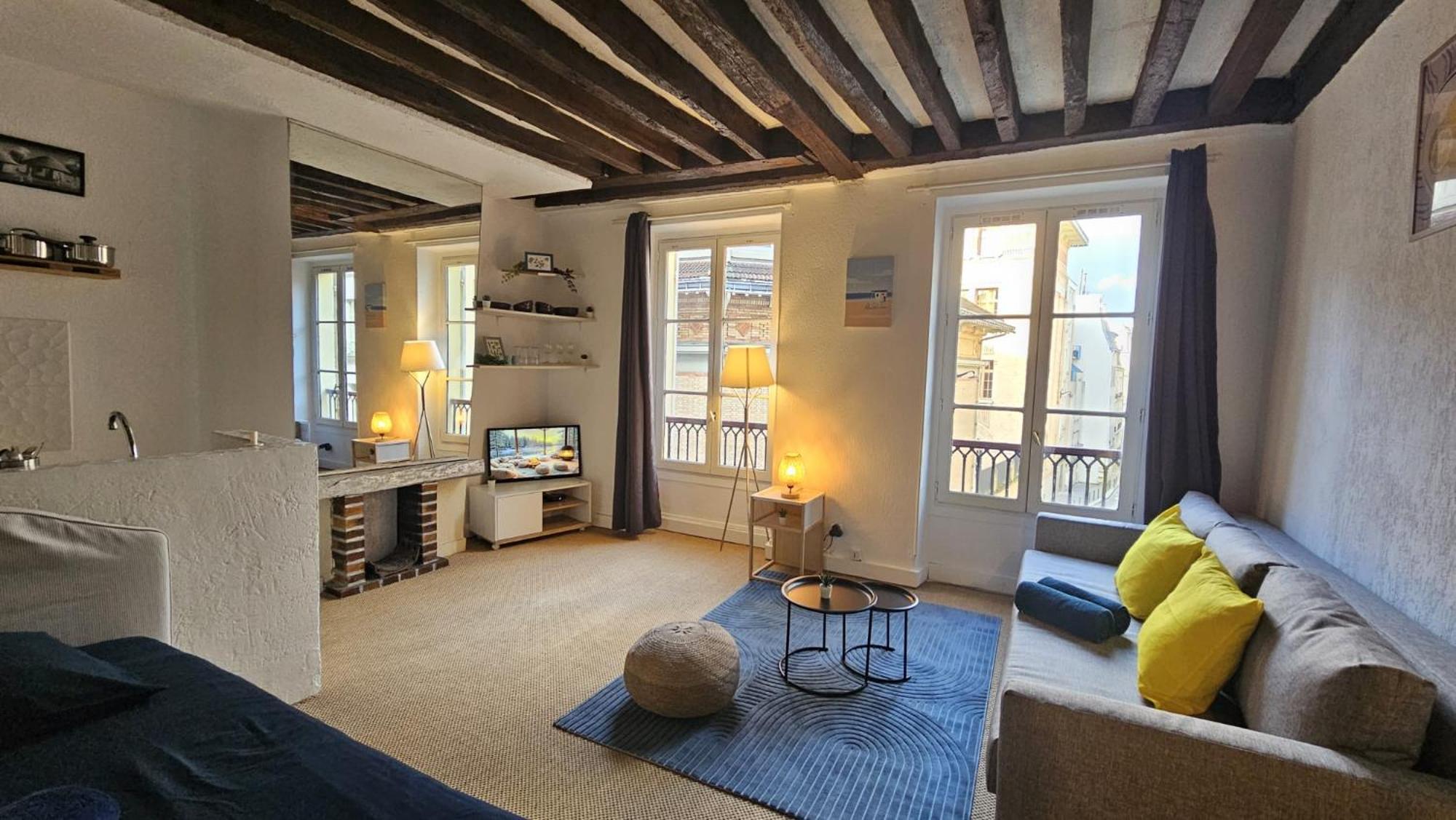 Apartment En Plein Coeur De Quartier Montorgueil- Jardin Du Palais Royal-musee Du Louvre *